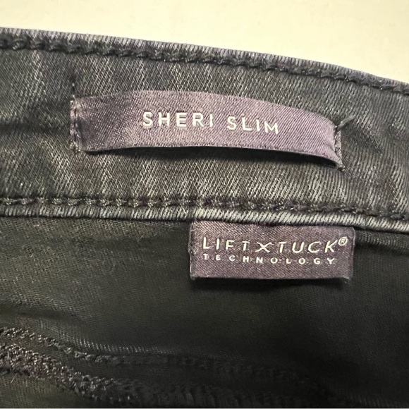 NYDJ black jeans- Sheri Slim fit (1014) - Picture 3 of 5